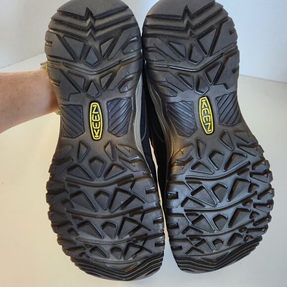 KEEN Men's Targhee 4 Low Height Durable Waterproof Hiking Shoes, US 12 wide - Picture 9 of 9